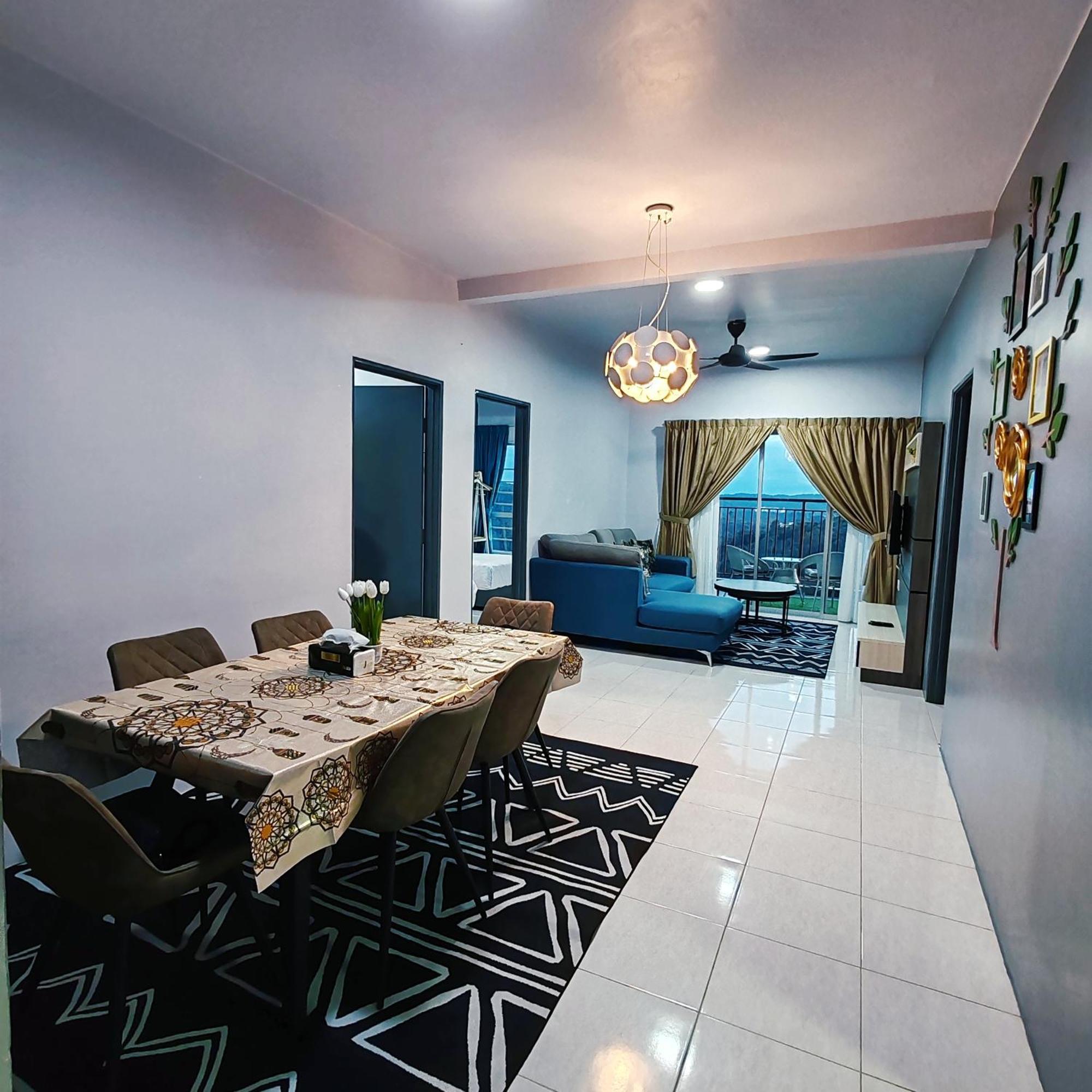 مرتفعات كاميرون D'Elegant Suite - Emerald Avenue المظهر الخارجي الصورة